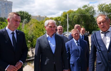 Володин в мкр Улеши – обсуждение третьего пляжа на набережной