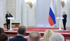 Владимир Путин наградил Вячеслава Володина орденом «За доблестный труд»