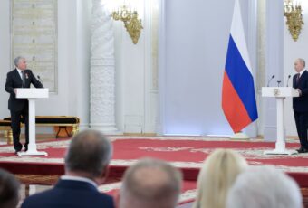 Владимир Путин наградил Вячеслава Володина орденом «За доблестный труд»
