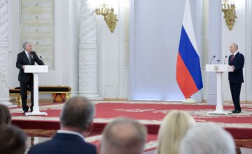Владимир Путин наградил Вячеслава Володина орденом «За доблестный труд»