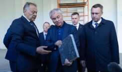 Володин осмотрел ход работ в Гарнизонном Доме Офицеров