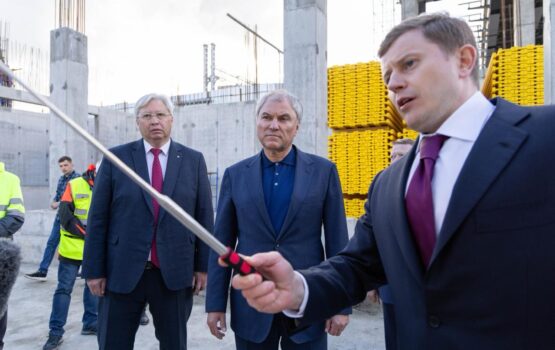 Вячеслав Володин осмотрел строительство саратовского ж/д вокзала