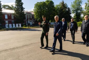 Вячеслав Володин в артиллерийском училище