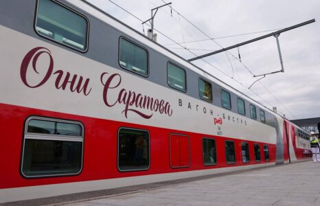 Володин посетил строящийся железнодорожный вокзал Саратова